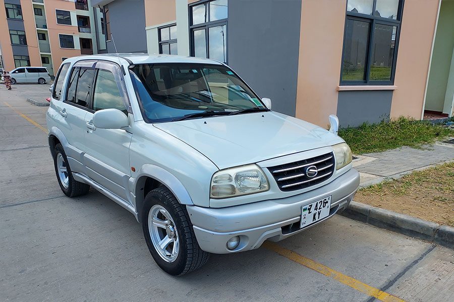 Suzuki Escudo 5 doors